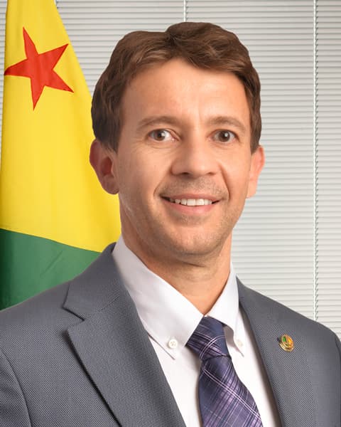 Retrato oficial de Eduardo Velloso