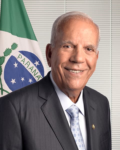 Retrato oficial de Oriovisto Guimarães