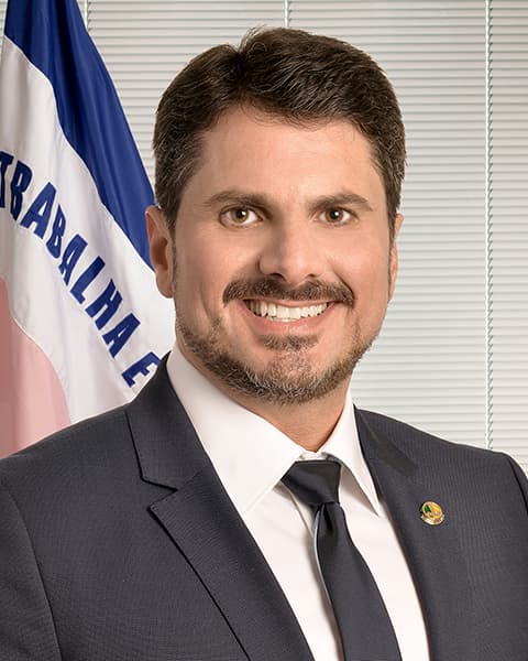 Retrato oficial de Marcos do Val