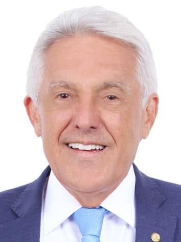 Retrato oficial de João Maia
