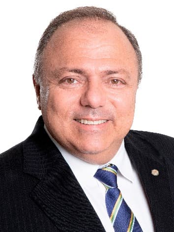 Retrato oficial de General Pazuello