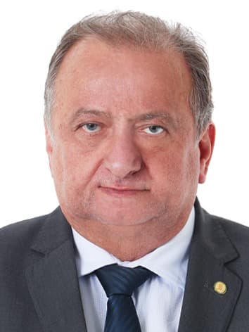 Retrato oficial de Miguel Lombardi